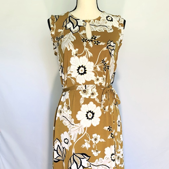 Ann Taylor Dresses & Skirts - Ann Taylor Floral Dress